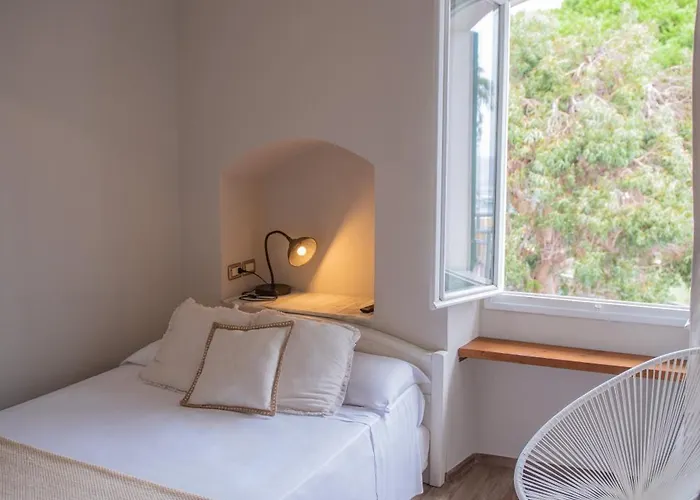 Fra Diavolo فندق 3*